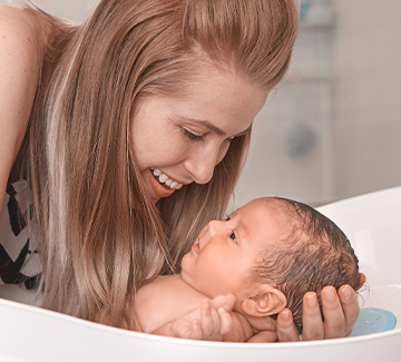 W czym kąpać niemowlę?  4 przydatne kosmetyki