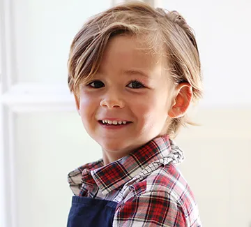 Modne fryzury dla chłopców – 5 pomysłów